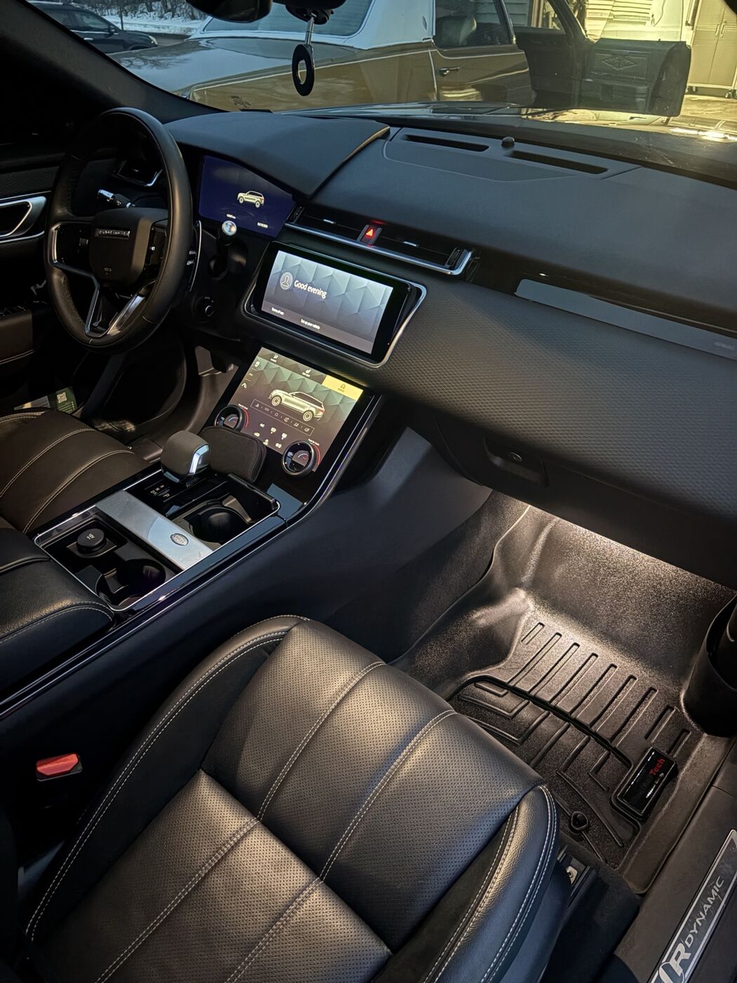 Range Rover interior detail